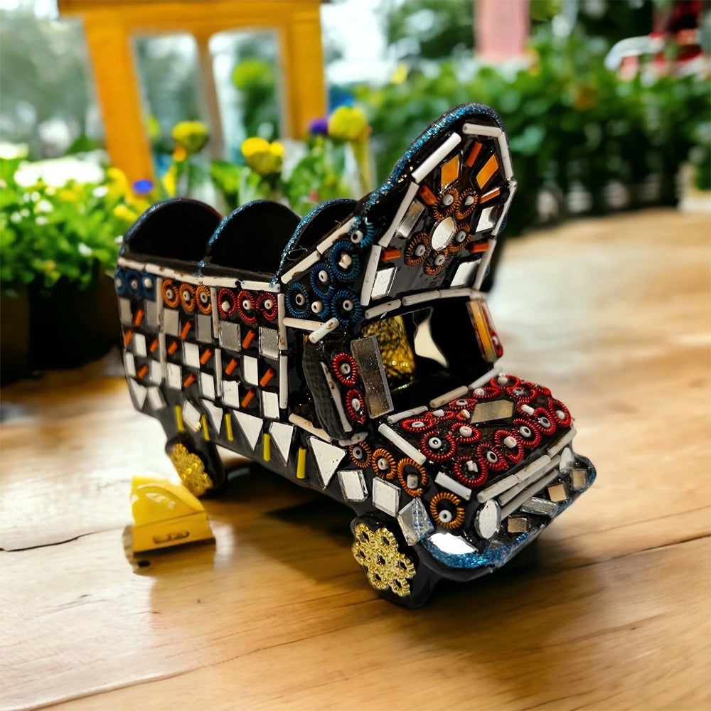 Trendora Hub Antique & Colorful Mini Truck Art Decoration Item