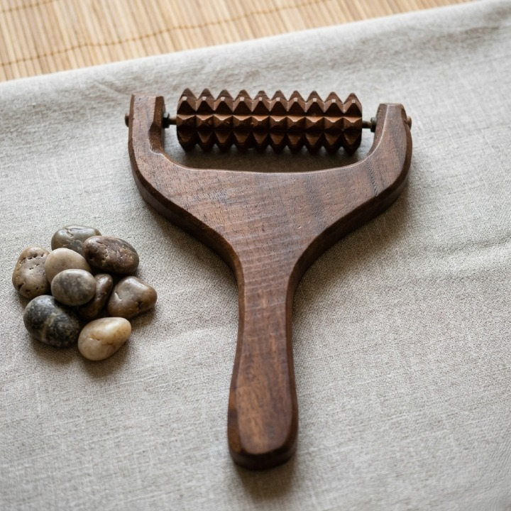 Trendora Hub Handcrafted Wooden Massager for Scalp, Head, Neck, and Shoulder – Reflexology & Acupressure Roller