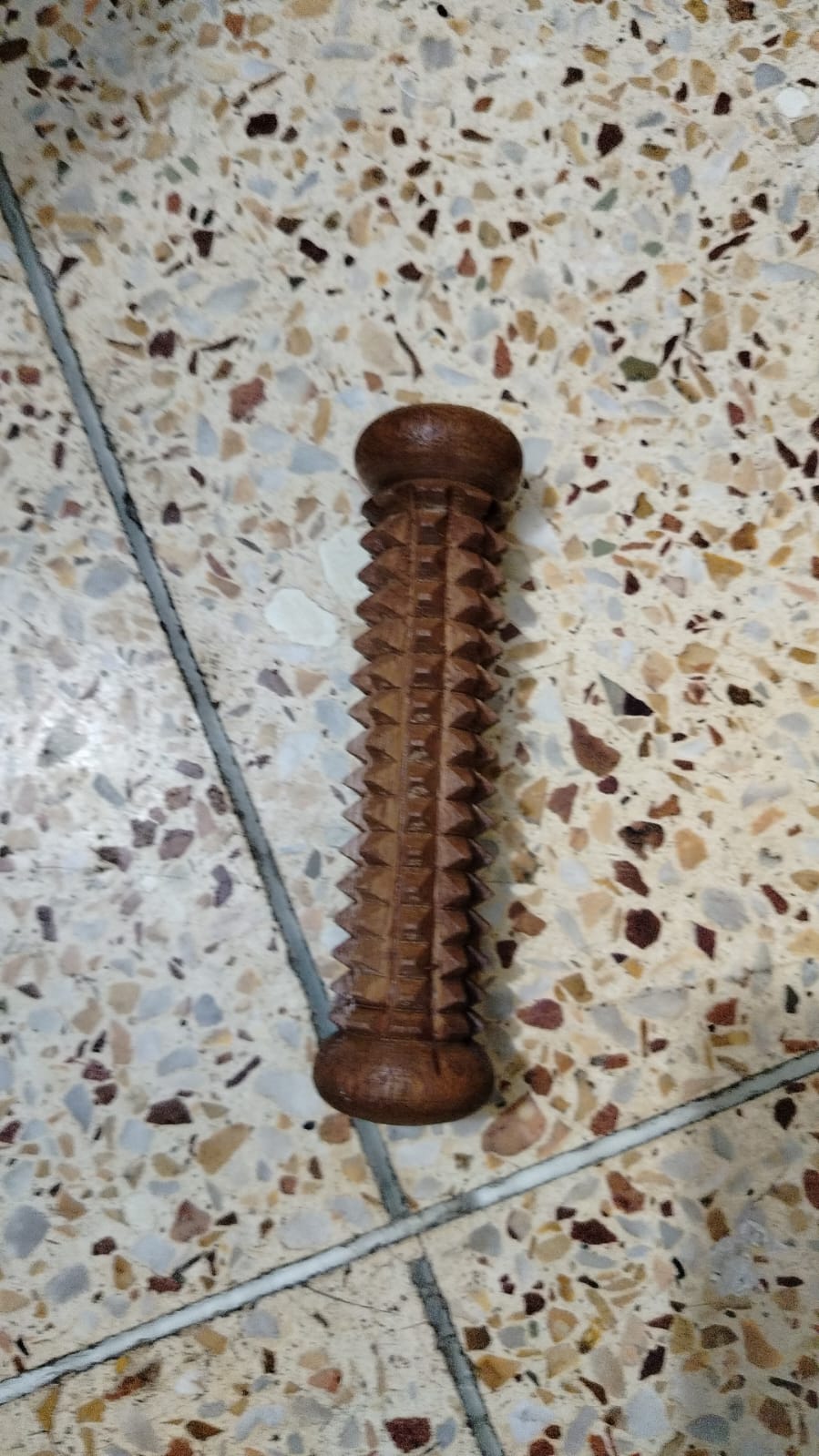 Trendora Hub Handcrafted Wooden Palm Massager – Reflexology & Acupressure Hand Roller