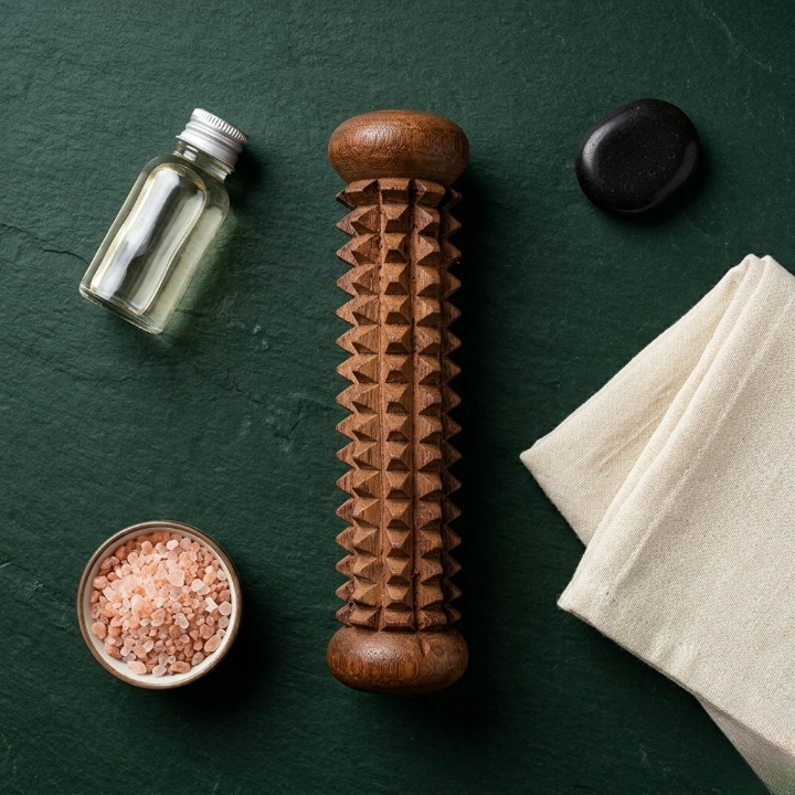 Trendora Hub Handcrafted Wooden Palm Massager – Reflexology & Acupressure Hand Roller